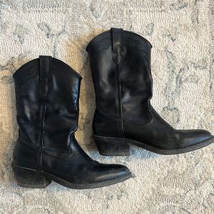 Black Steve Madden cowboy boots
